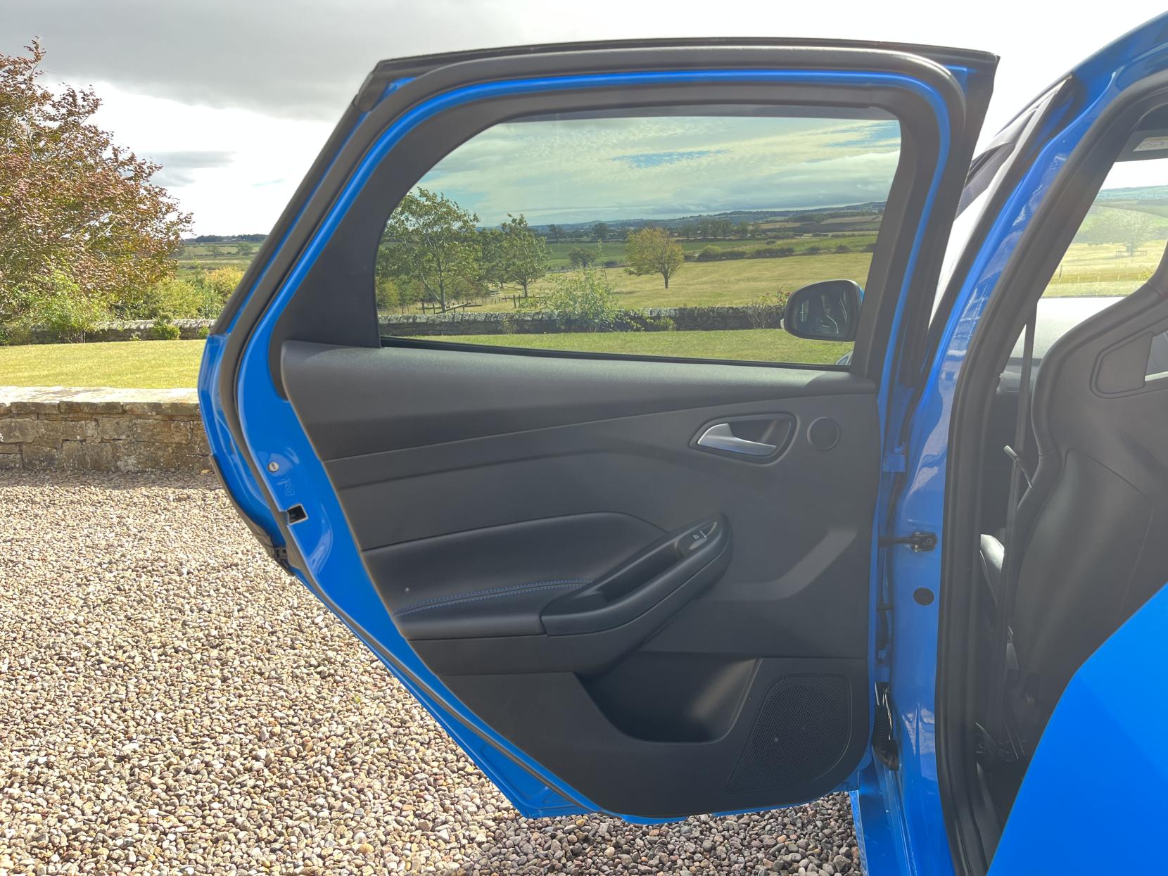 Ford Focus 2.3T EcoBoost RS Hatchback 5dr Petrol Manual AWD Euro 6 (s/s) (350 ps)