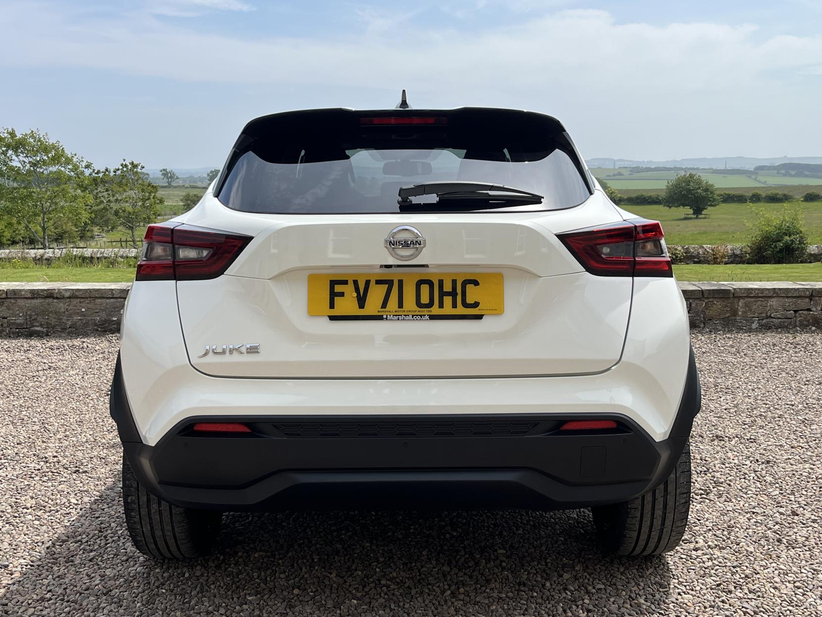 Nissan Juke 1.0 DIG-T Tekna SUV 5dr Petrol Manual Euro 6 (s/s) (114 ps)