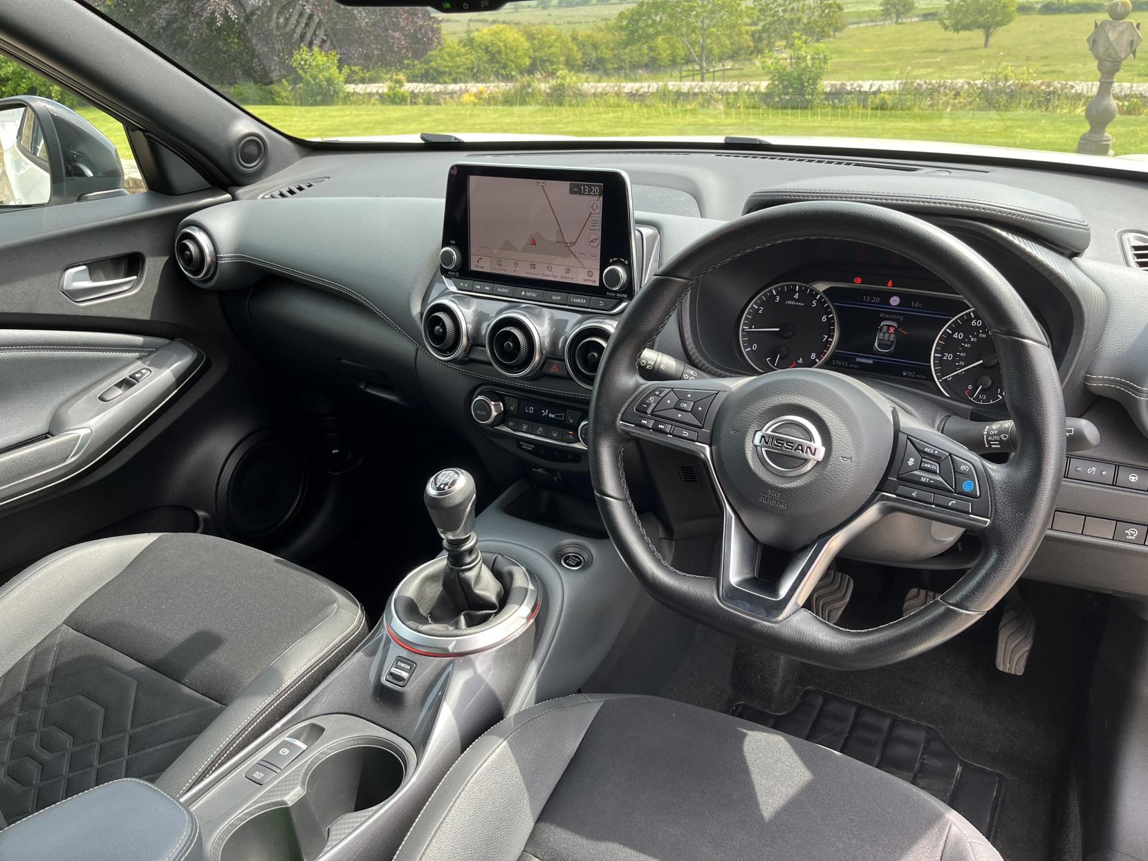 Nissan Juke 1.0 DIG-T Tekna SUV 5dr Petrol Manual Euro 6 (s/s) (114 ps)