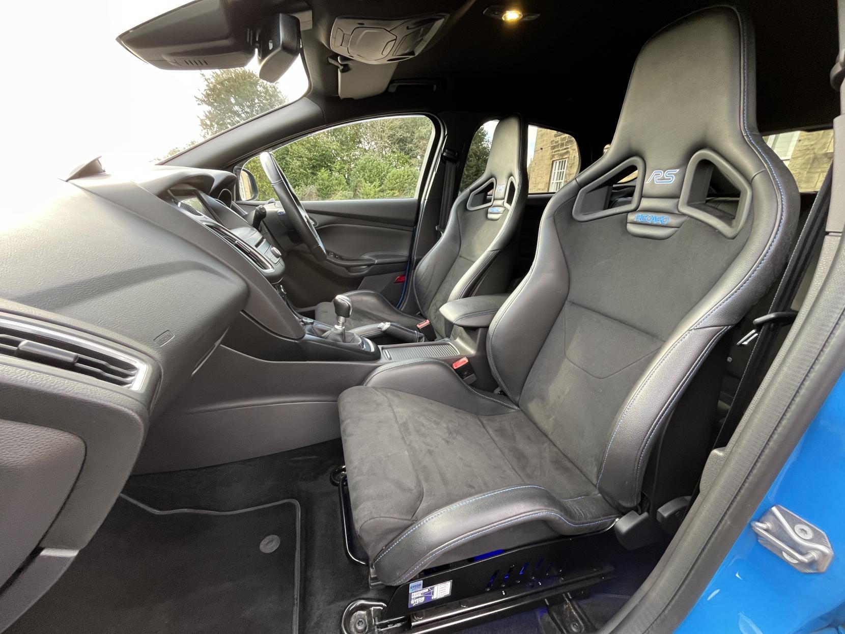 Ford Focus 2.3T EcoBoost RS Hatchback 5dr Petrol Manual AWD Euro 6 (s/s) (350 ps)