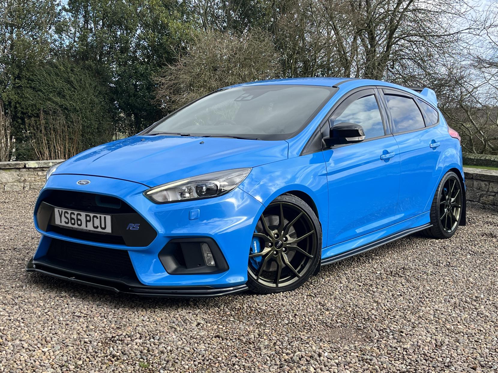 Ford Focus 2.3T EcoBoost RS Hatchback 5dr Petrol Manual AWD Euro 6 (s/s) (350 ps)
