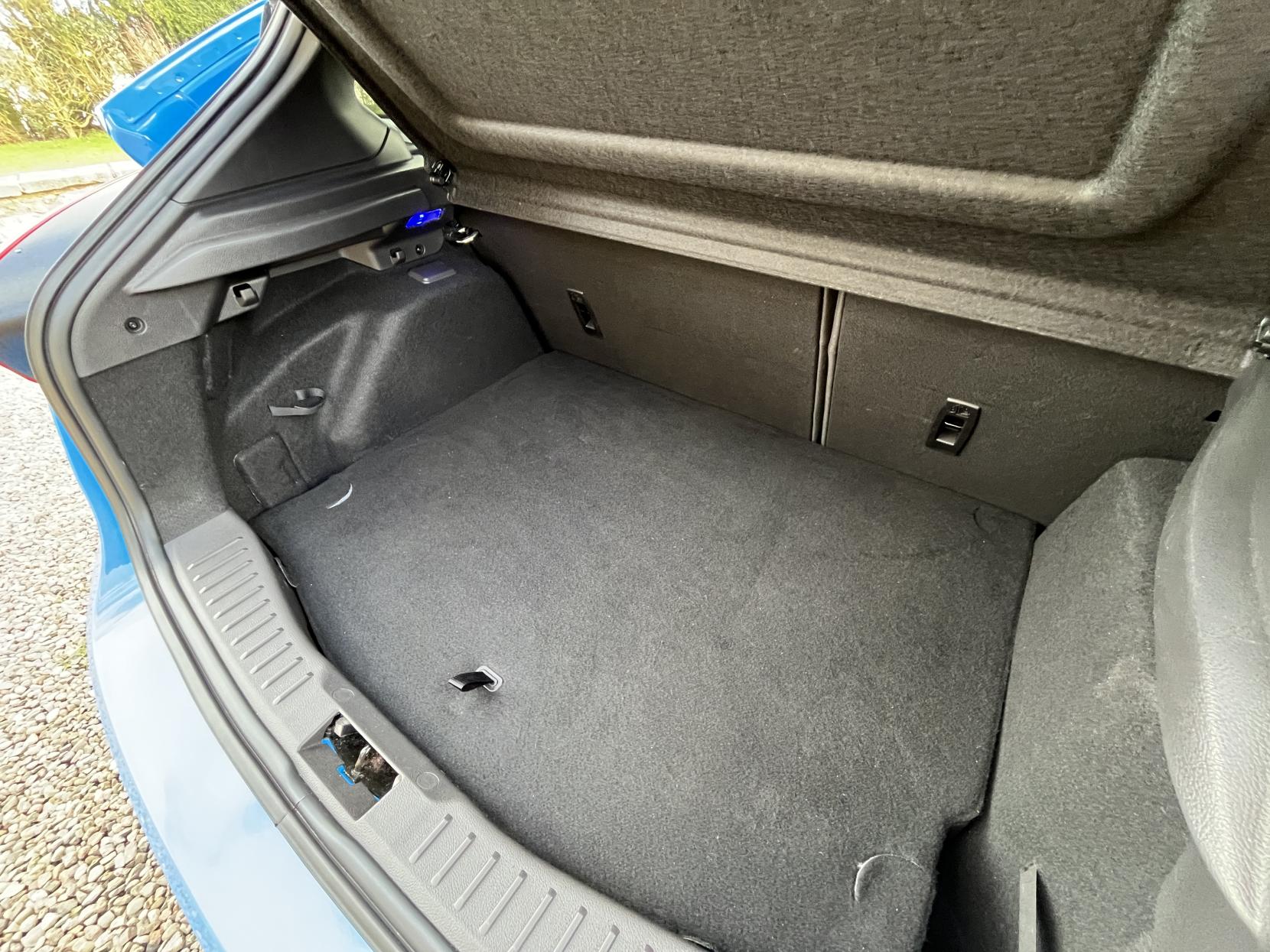 Ford Focus 2.3T EcoBoost RS Hatchback 5dr Petrol Manual AWD Euro 6 (s/s) (350 ps)