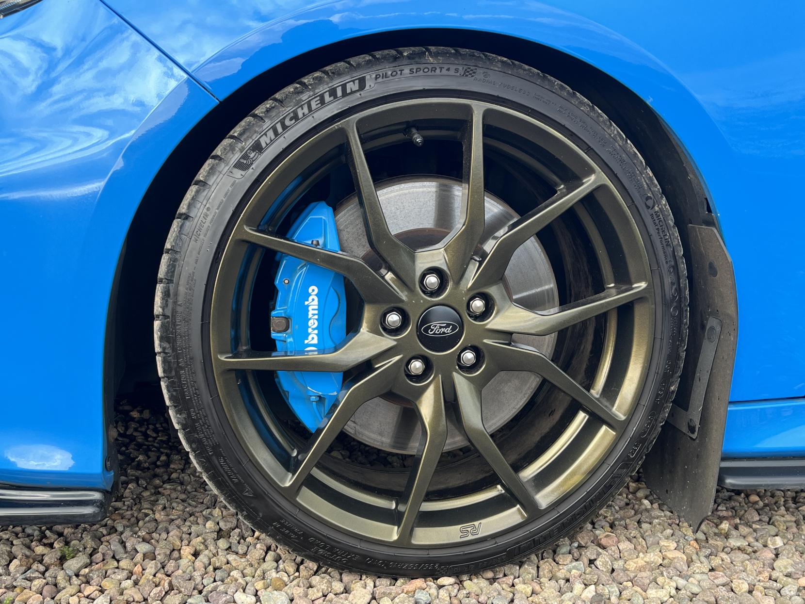 Ford Focus 2.3T EcoBoost RS Hatchback 5dr Petrol Manual AWD Euro 6 (s/s) (350 ps)