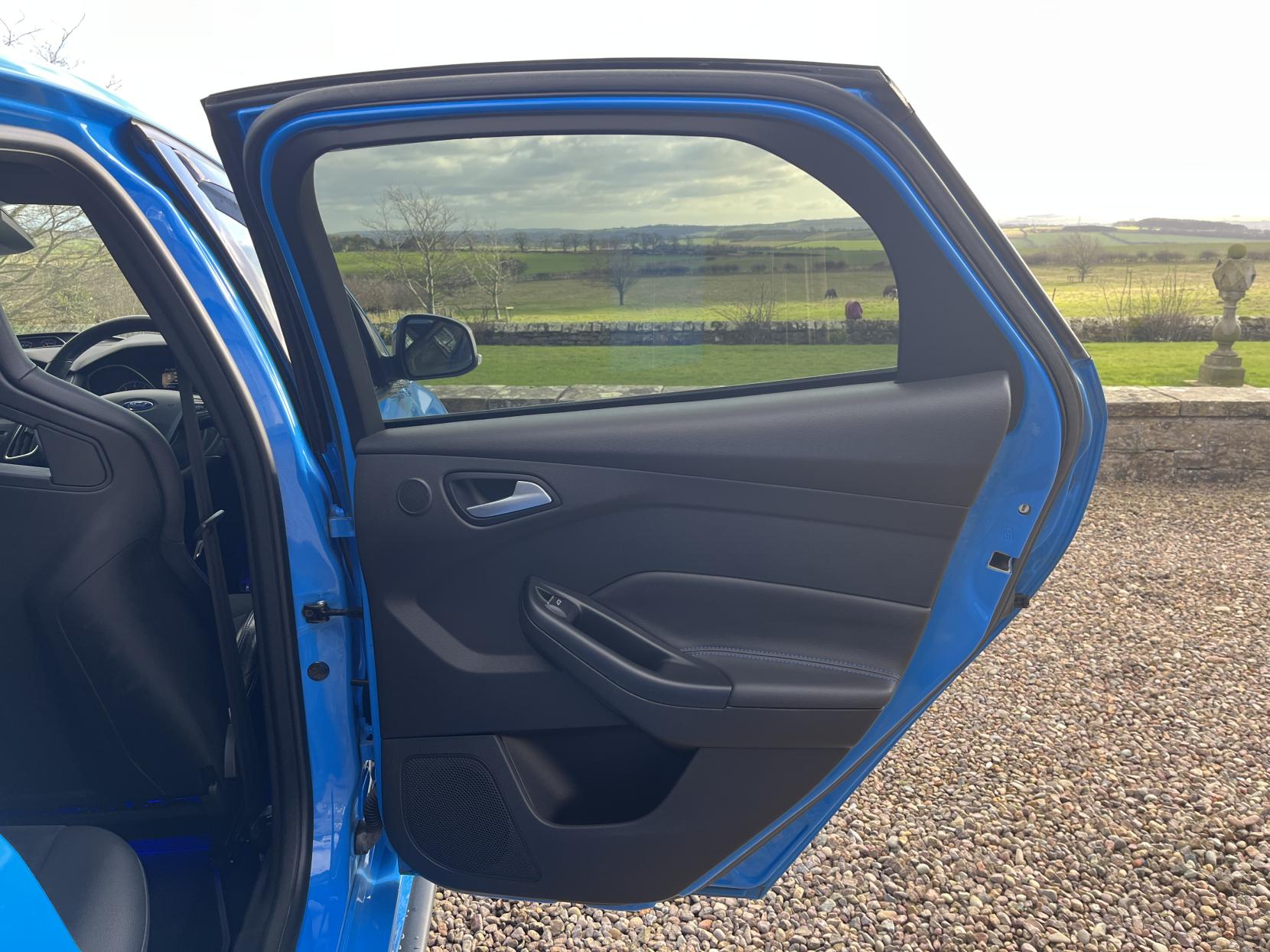 Ford Focus 2.3T EcoBoost RS Hatchback 5dr Petrol Manual AWD Euro 6 (s/s) (350 ps)