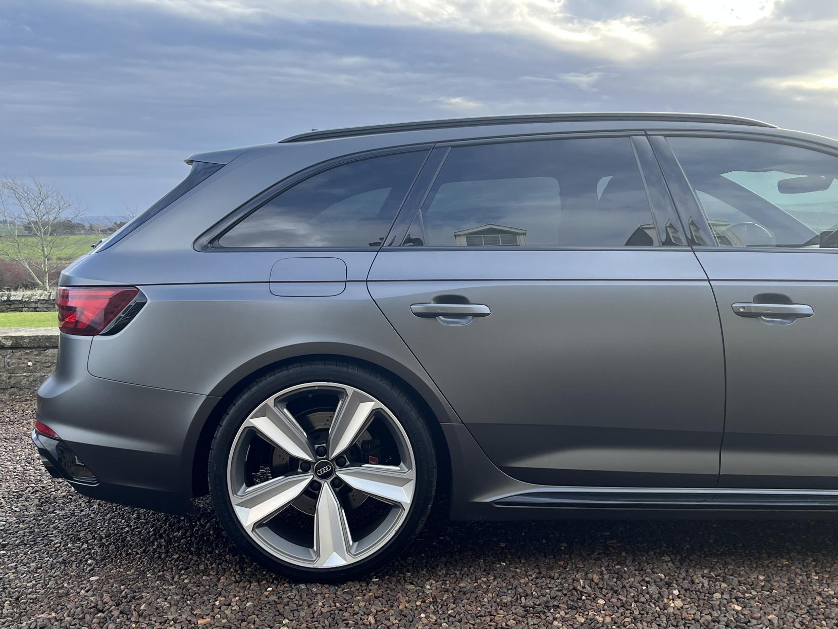 Audi RS4 Avant 2.9 TFSI V6 Sport Edition Estate 5dr Petrol Tiptronic quattro Euro 6 (s/s) (450 ps)