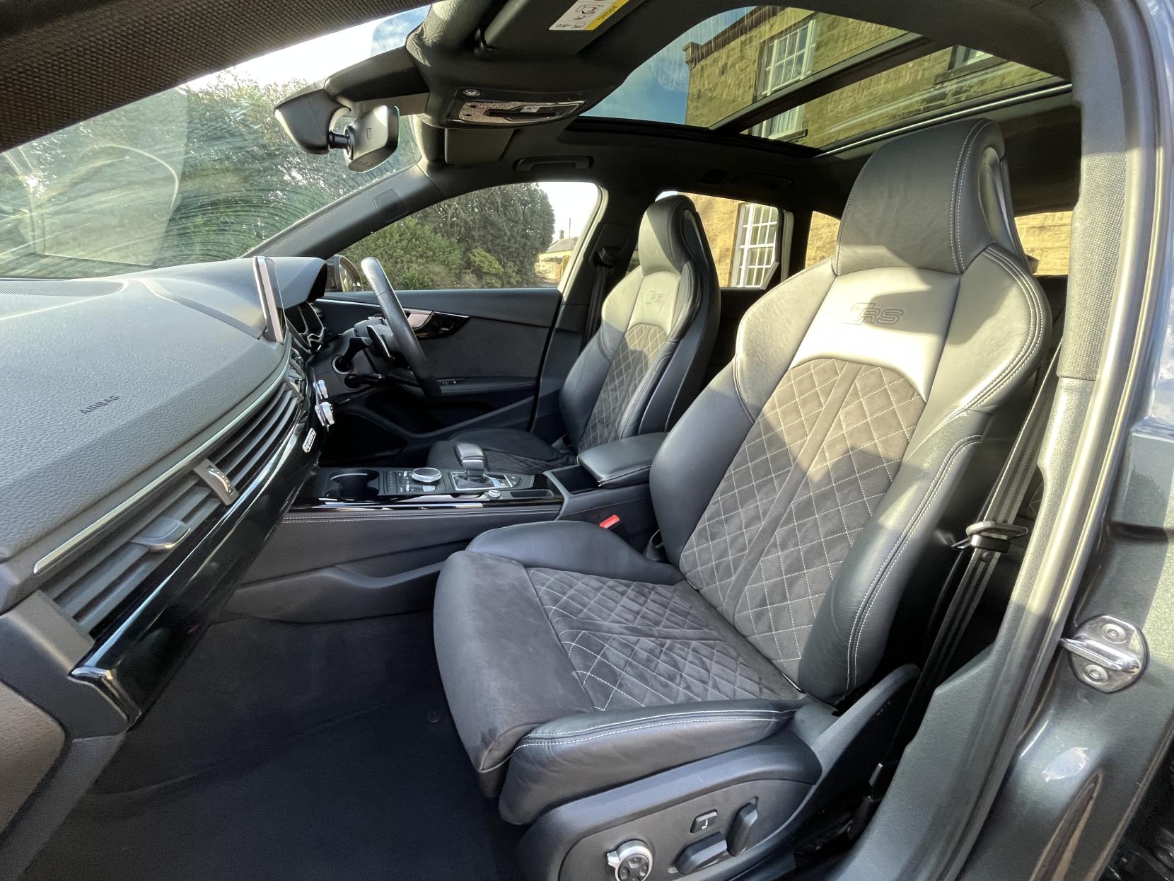 Audi RS4 Avant 2.9 TFSI V6 Sport Edition Estate 5dr Petrol Tiptronic quattro Euro 6 (s/s) (450 ps)