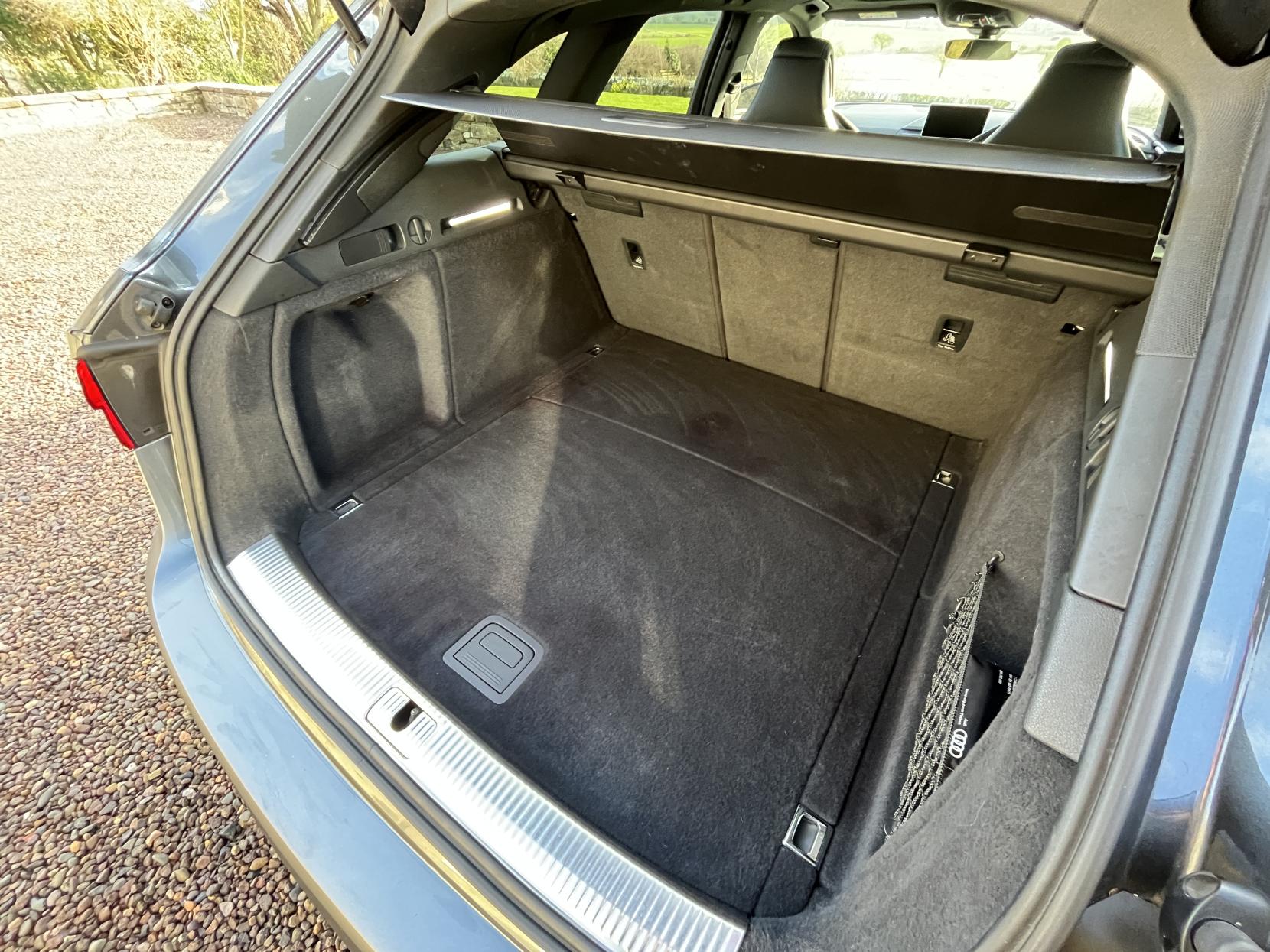 Audi RS4 Avant 2.9 TFSI V6 Sport Edition Estate 5dr Petrol Tiptronic quattro Euro 6 (s/s) (450 ps)