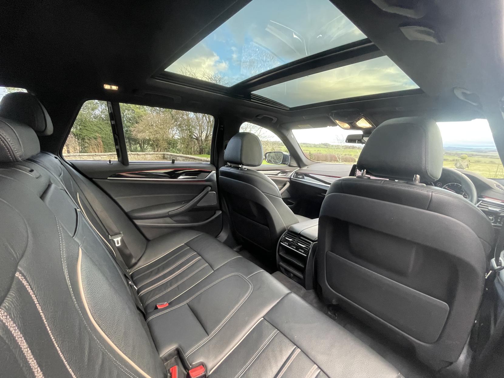 BMW 5 Series 3.0 540i GPF M Sport Touring 5dr Petrol Auto xDrive Euro 6 (s/s) (340 ps)