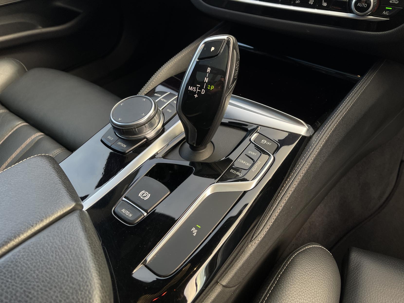 BMW 5 Series 3.0 540i GPF M Sport Touring 5dr Petrol Auto xDrive Euro 6 (s/s) (340 ps)