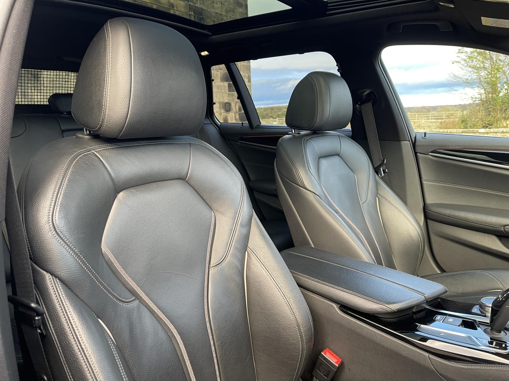 BMW 5 Series 3.0 540i GPF M Sport Touring 5dr Petrol Auto xDrive Euro 6 (s/s) (340 ps)