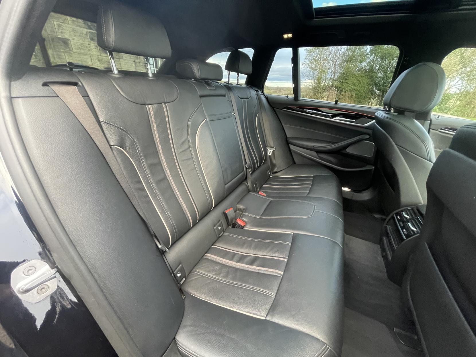 BMW 5 Series 3.0 540i GPF M Sport Touring 5dr Petrol Auto xDrive Euro 6 (s/s) (340 ps)