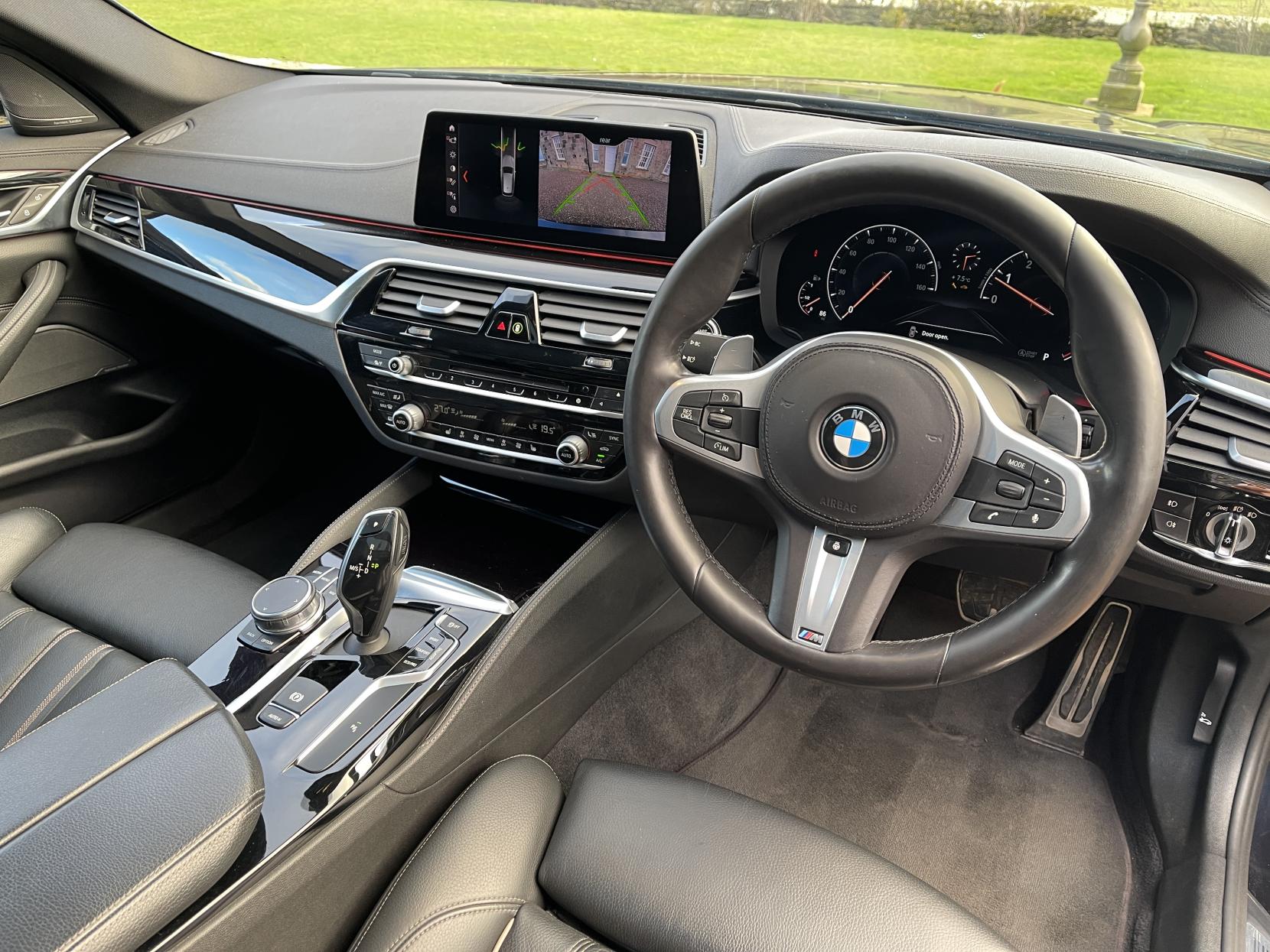 BMW 5 Series 3.0 540i GPF M Sport Touring 5dr Petrol Auto xDrive Euro 6 (s/s) (340 ps)