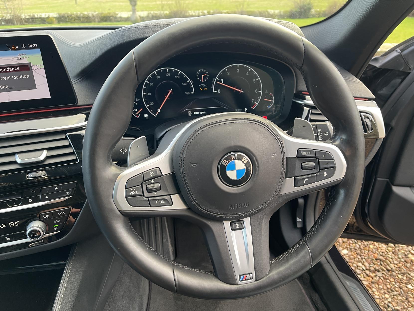 BMW 5 Series 3.0 540i GPF M Sport Touring 5dr Petrol Auto xDrive Euro 6 (s/s) (340 ps)