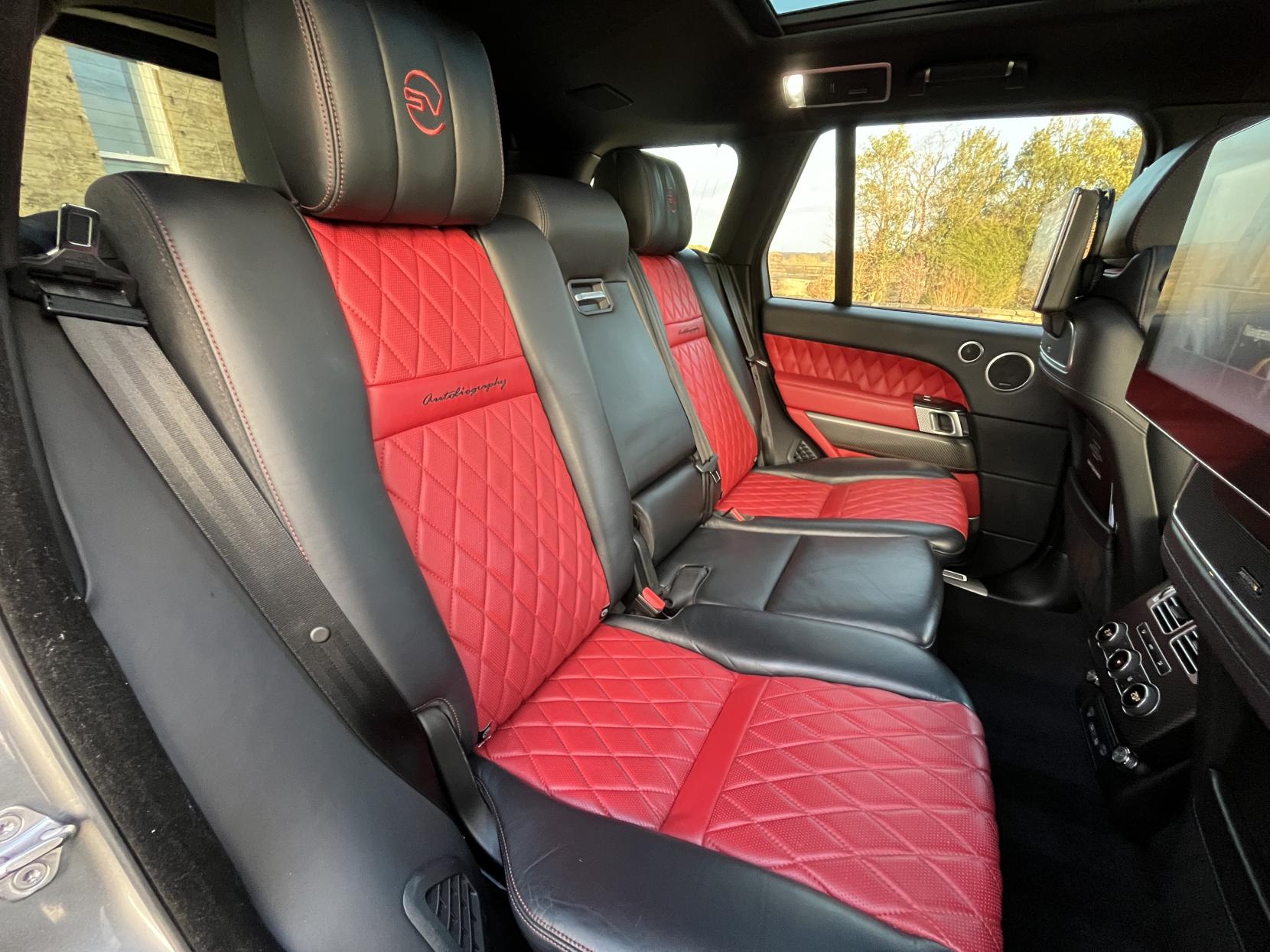 Land Rover Range Rover 5.0 V8 SV Autobiography Dynamic SUV 5dr Petrol Auto 4WD Euro 6 (s/s) (550 ps)