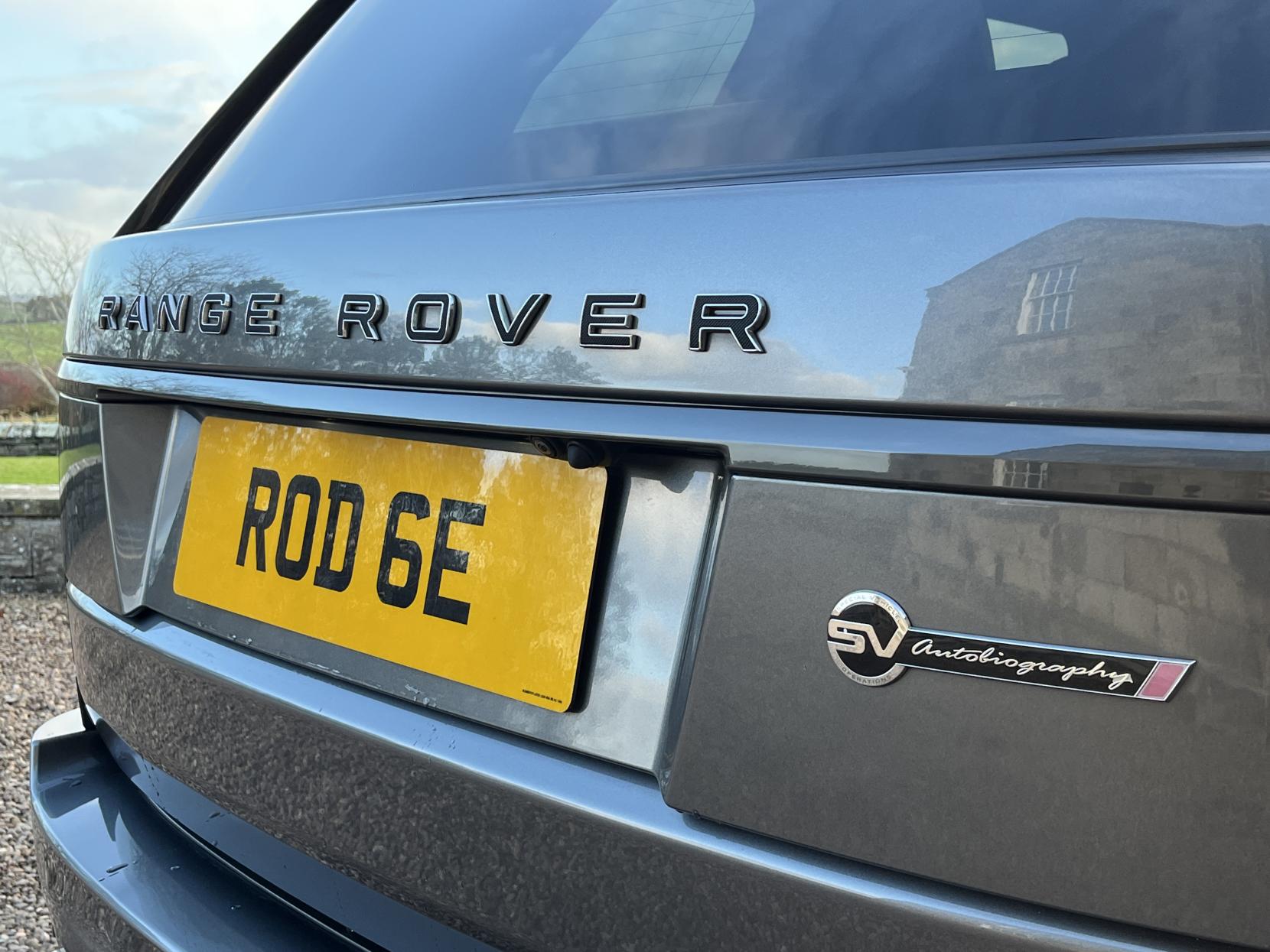 Land Rover Range Rover 5.0 V8 SV Autobiography Dynamic SUV 5dr Petrol Auto 4WD Euro 6 (s/s) (550 ps)