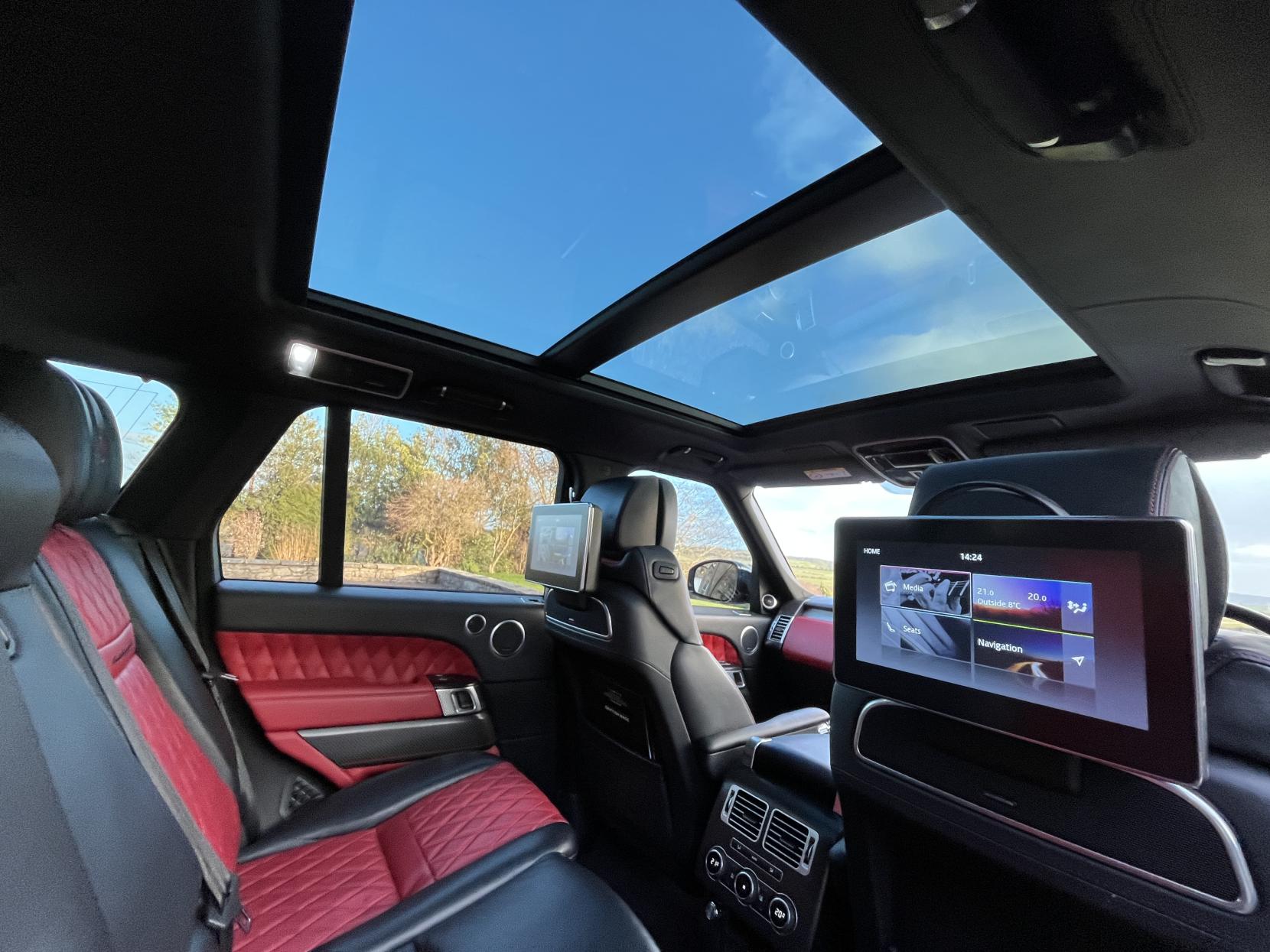 Land Rover Range Rover 5.0 V8 SV Autobiography Dynamic SUV 5dr Petrol Auto 4WD Euro 6 (s/s) (550 ps)