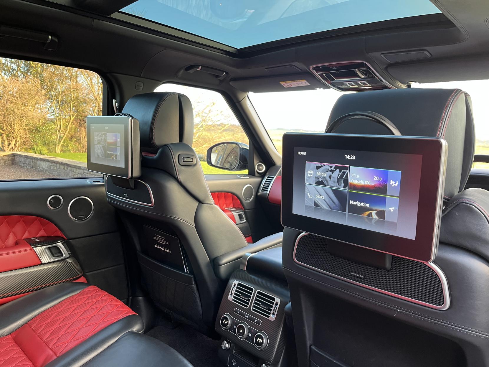 Land Rover Range Rover 5.0 V8 SV Autobiography Dynamic SUV 5dr Petrol Auto 4WD Euro 6 (s/s) (550 ps)