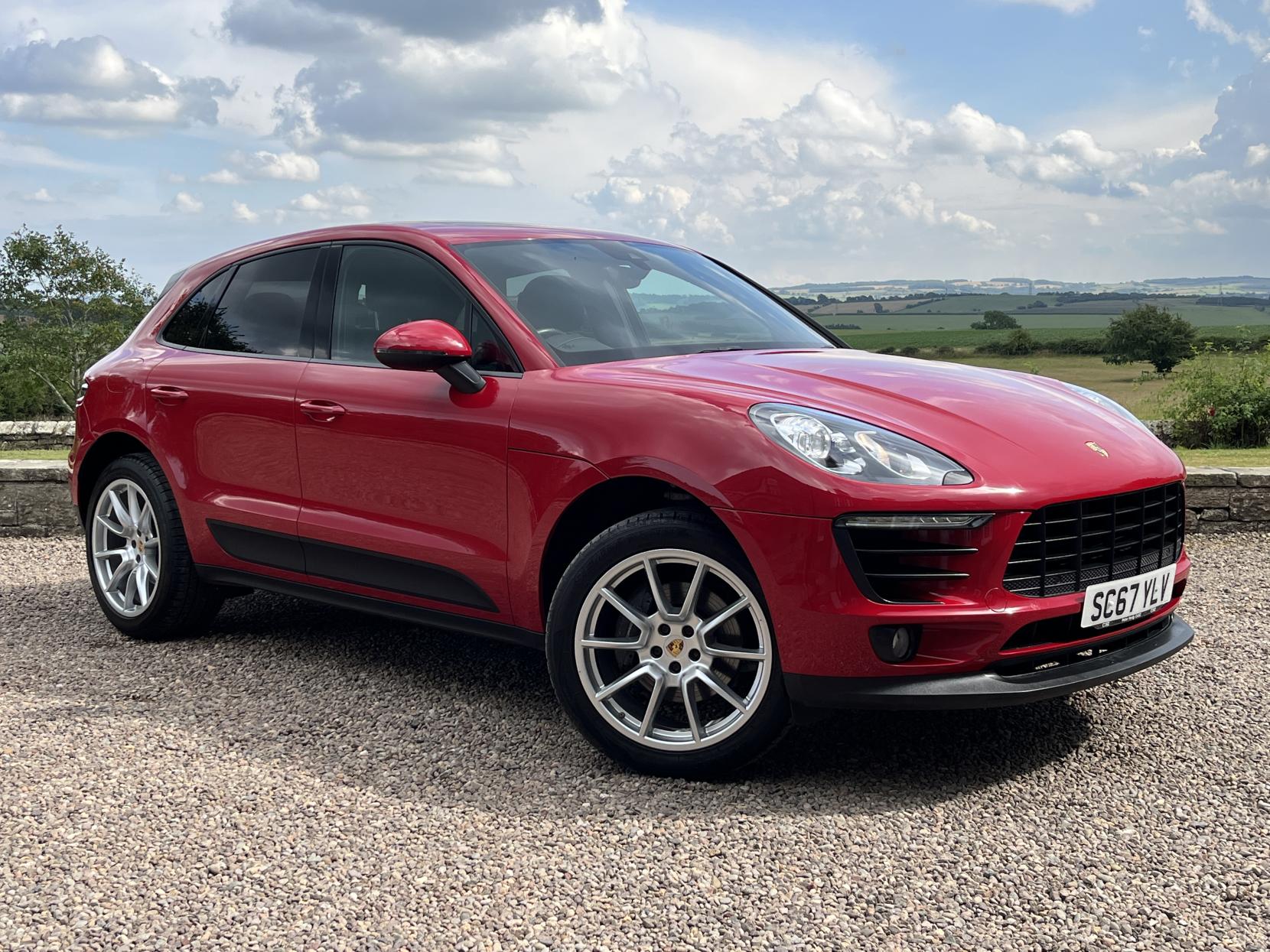 Porsche Macan 2.0T SUV 5dr Petrol PDK 4WD Euro 6 (s/s) (252 ps)