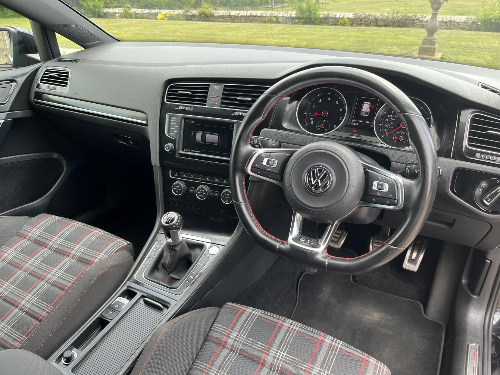Volkswagen Golf 2.0 TSI BlueMotion Tech GTI Hatchback 5dr Petrol Manual Euro 6 (s/s) (220 ps)