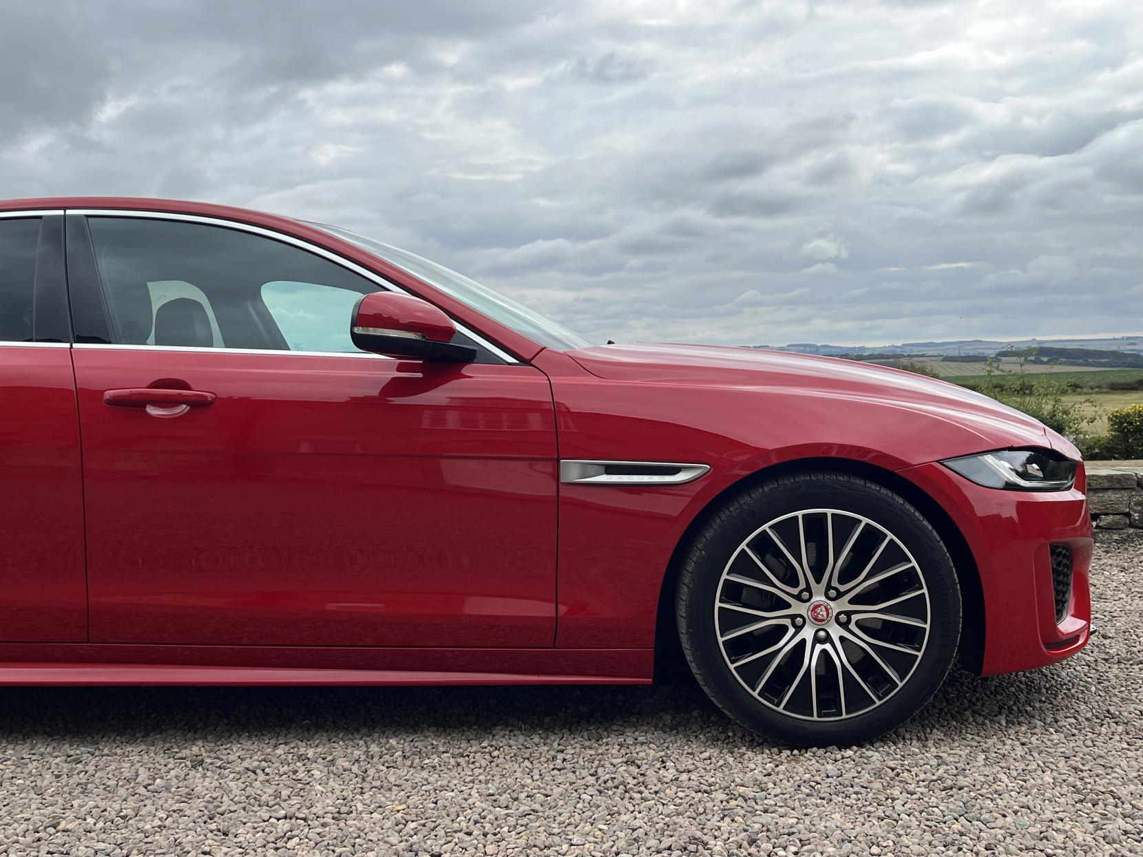 Jaguar XE 2.0 P250i R-Dynamic S Saloon 4dr Petrol Auto Euro 6 (s/s) (250 ps)