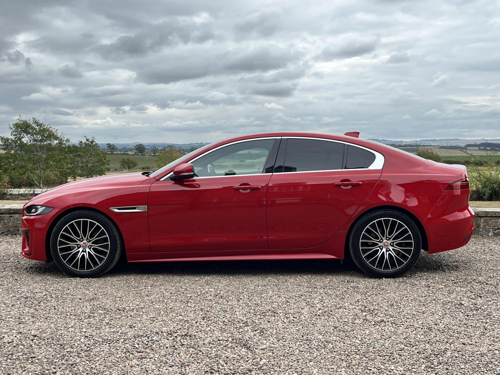 Jaguar XE 2.0 P250i R-Dynamic S Saloon 4dr Petrol Auto Euro 6 (s/s) (250 ps)