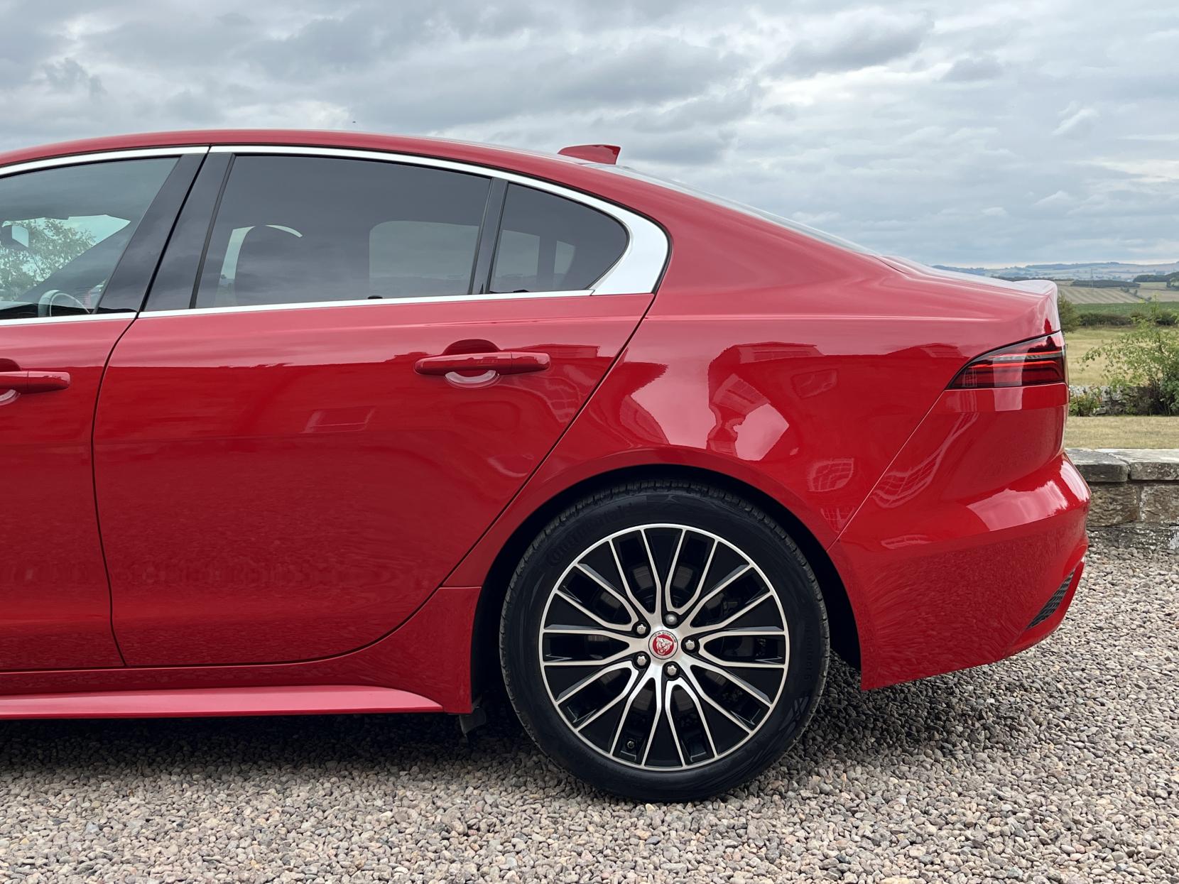 Jaguar XE 2.0 P250i R-Dynamic S Saloon 4dr Petrol Auto Euro 6 (s/s) (250 ps)