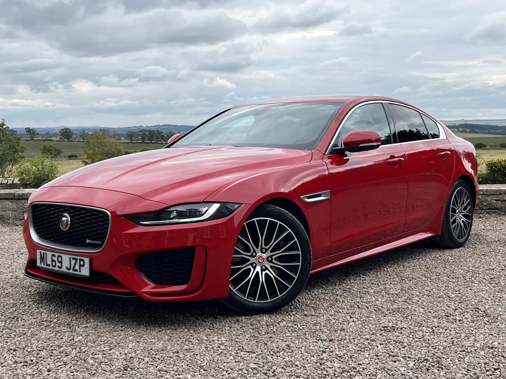 Jaguar XE 2.0 P250i R-Dynamic S Saloon 4dr Petrol Auto Euro 6 (s/s) (250 ps)