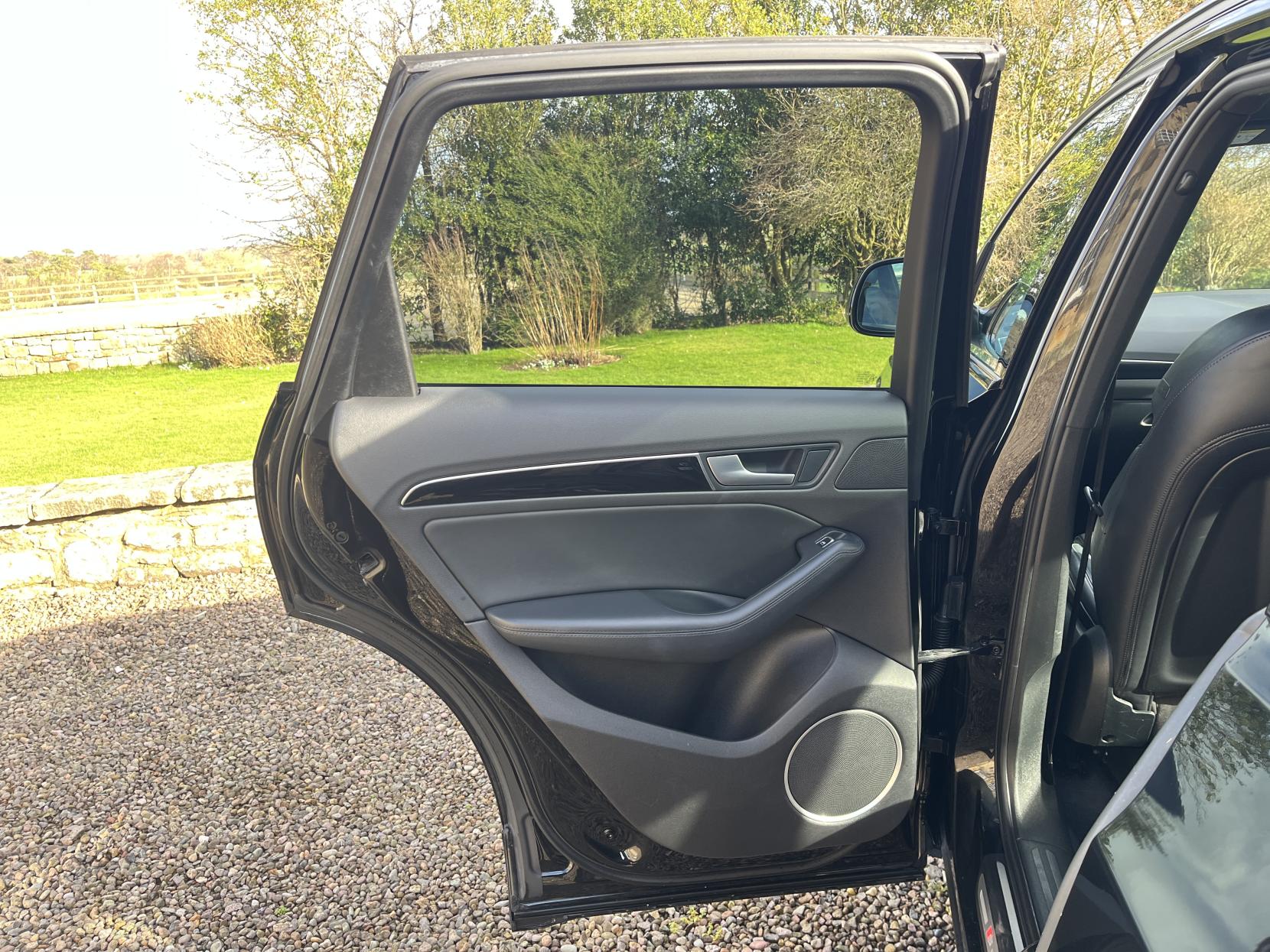 Audi Q5 2.0 TDI S line Plus SUV 5dr Diesel S Tronic quattro Euro 5 (s/s) (177 ps)