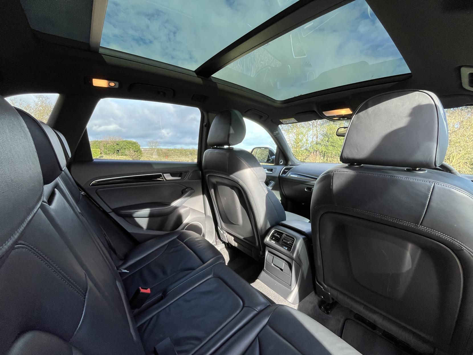 Audi Q5 2.0 TDI S line Plus SUV 5dr Diesel S Tronic quattro Euro 5 (s/s) (177 ps)