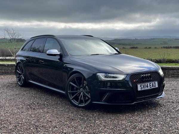 Audi RS4 Avant 4.2 FSI V8 Estate 5dr Petrol S Tronic quattro Euro 5 (450 ps)