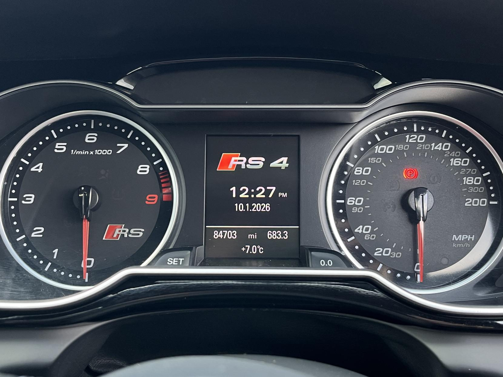 Audi RS4 Avant 4.2 FSI V8 Estate 5dr Petrol S Tronic quattro Euro 5 (450 ps)