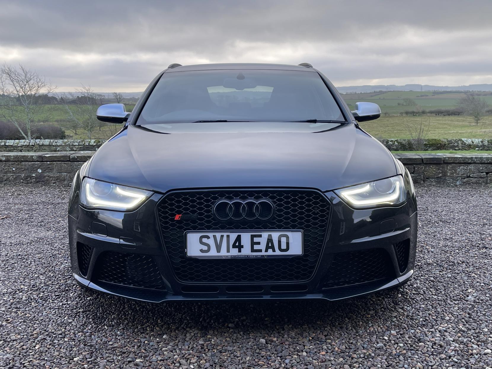 Audi RS4 Avant 4.2 FSI V8 Estate 5dr Petrol S Tronic quattro Euro 5 (450 ps)