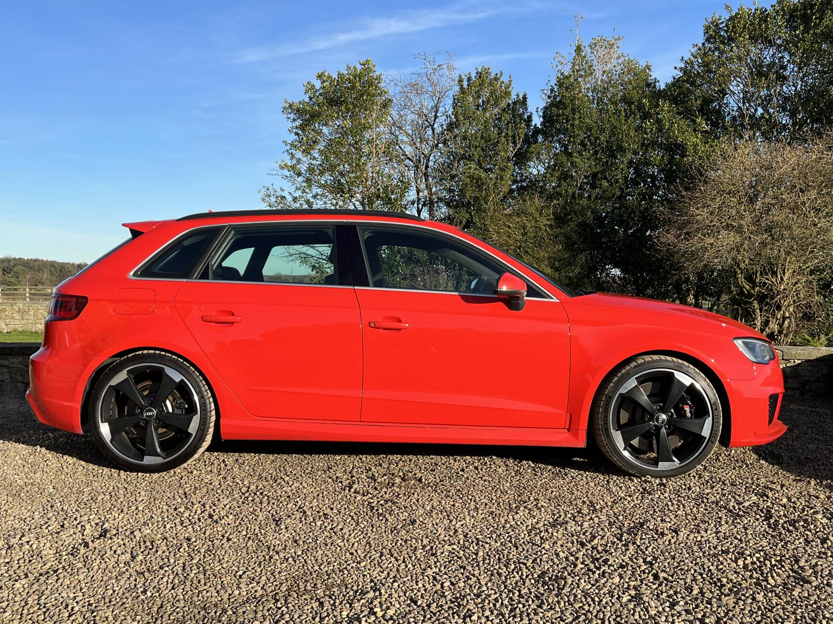 Audi RS3 2.5 TFSI Sportback 5dr Petrol S Tronic quattro Euro 6 (s/s) (Nav) (367 ps)