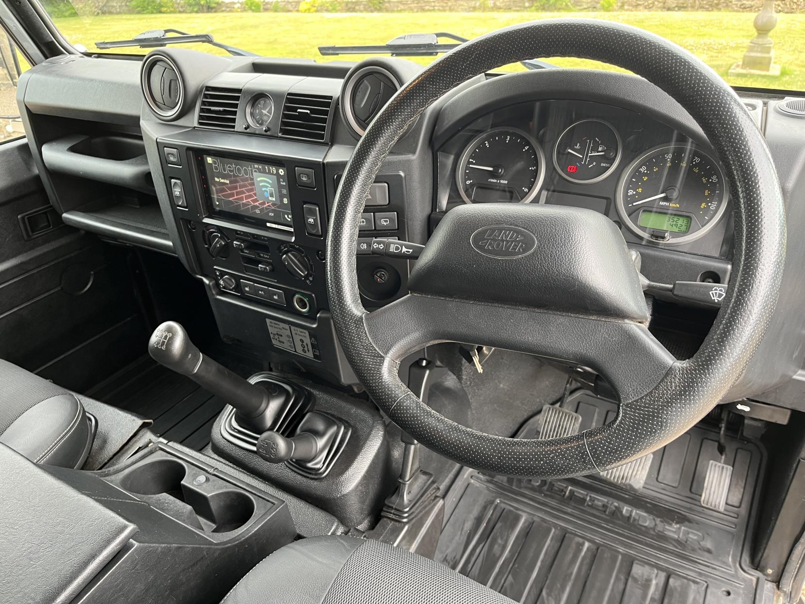 Land Rover Defender 90 2.2 TDCi XS Hard Top SUV 3dr Diesel Manual 4WD SWB Euro 5 (122 ps)