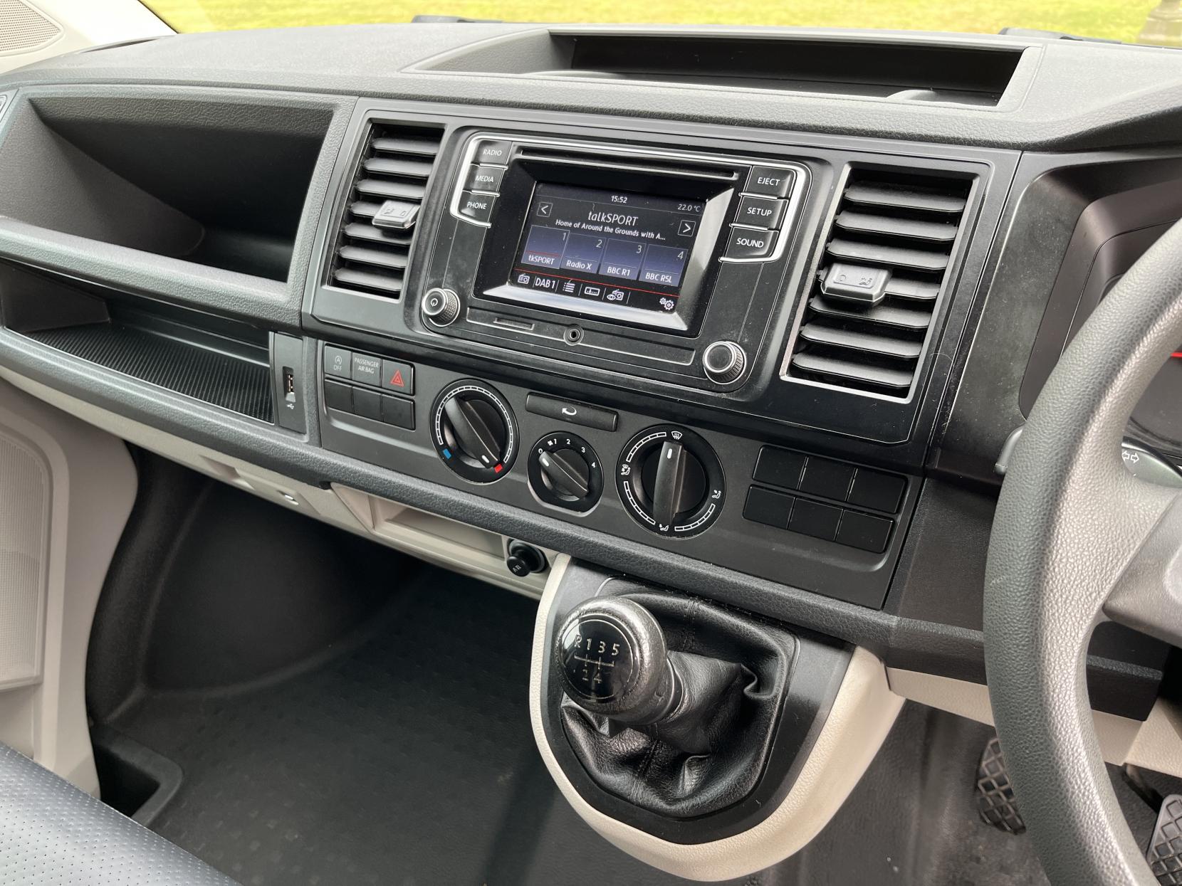 Volkswagen Transporter 2.0 TDI T28 BlueMotion Tech Startline Panel Van 5dr Diesel Manual FWD SWB Euro 6 (s/s) (102 ps)