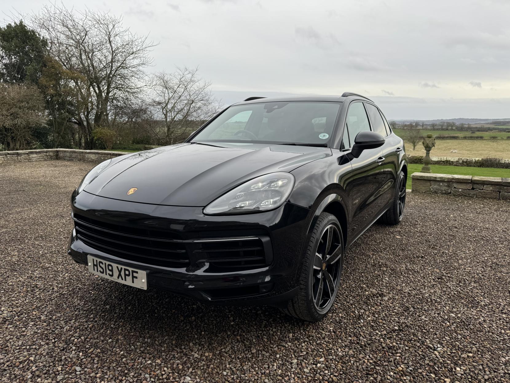 Porsche Cayenne 3.0T V6 SUV 5dr Petrol TiptronicS 4WD Euro 6 (s/s) (340 ps)