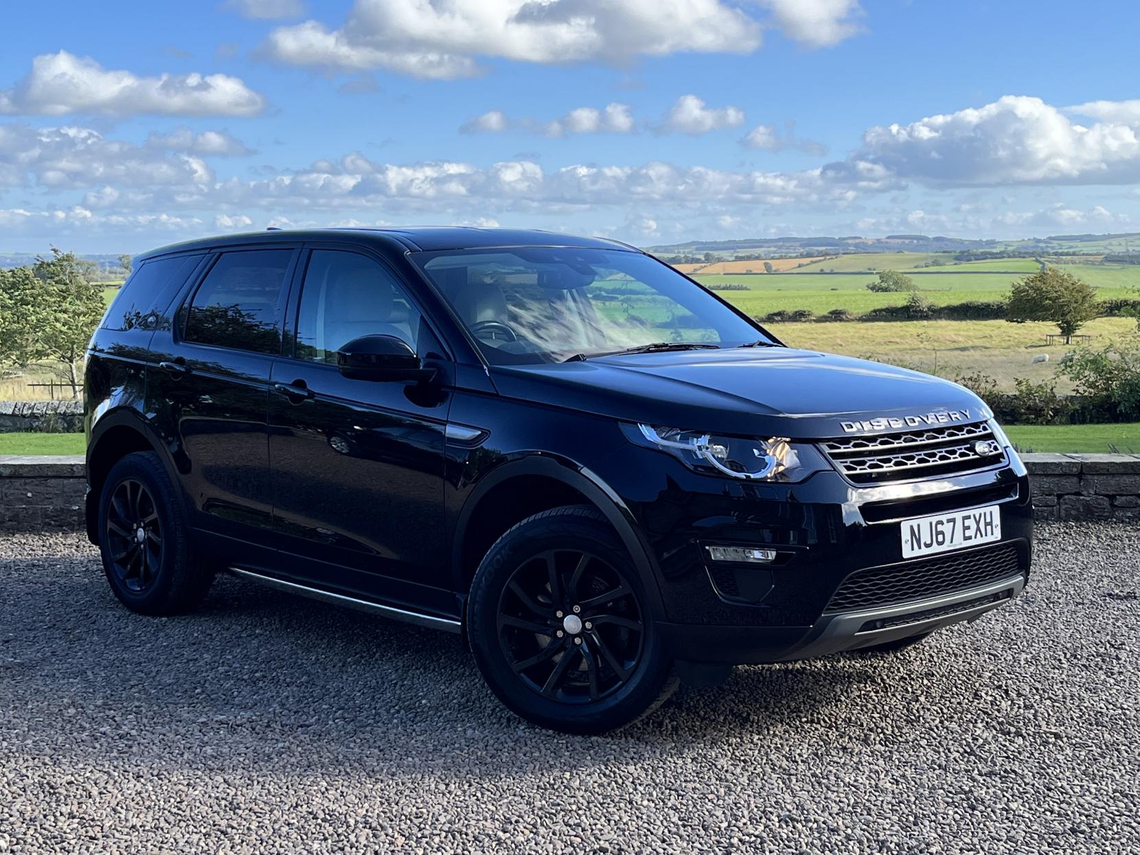 Land Rover Discovery Sport 2.0 TD4 SE Tech SUV 5dr Diesel Manual 4WD Euro 6 (s/s) (180 ps)