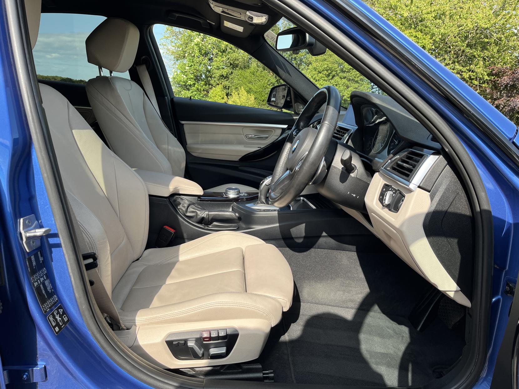 BMW 3 Series 3.0 335d M Sport Saloon 4dr Diesel Auto xDrive Euro 6 (s/s) (313 ps)