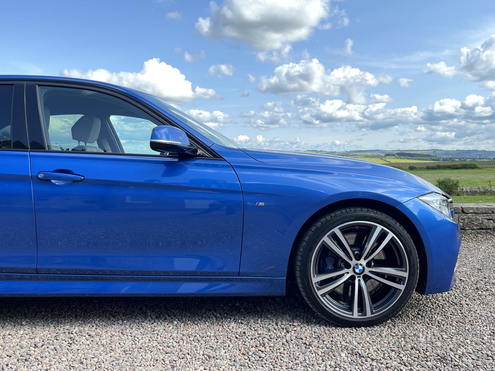 BMW 3 Series 3.0 335d M Sport Saloon 4dr Diesel Auto xDrive Euro 6 (s/s) (313 ps)