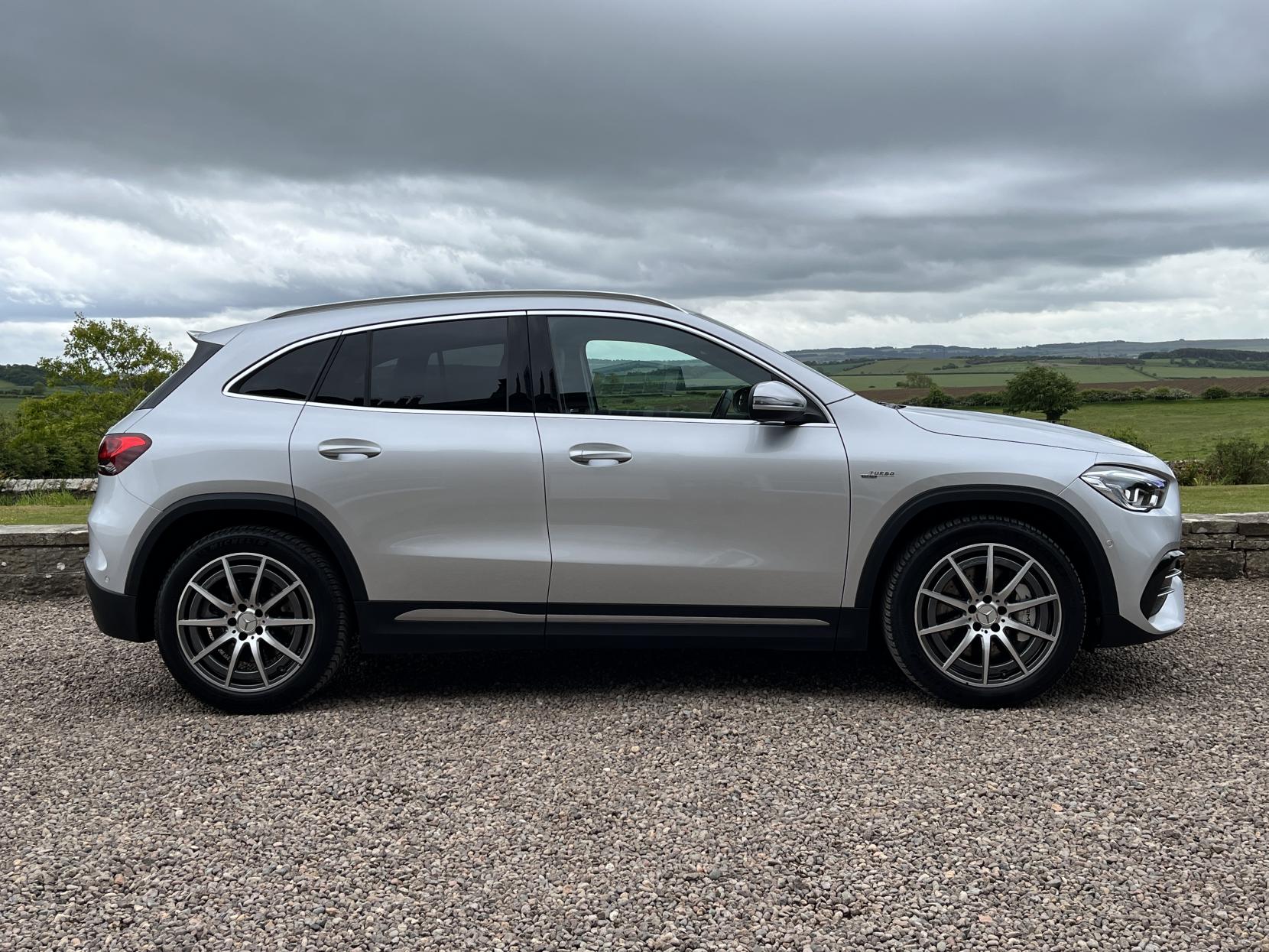 Mercedes-Benz GLA 2.0 GLA35 AMG SUV 5dr Petrol 8G-DCT 4MATIC Euro 6 (s/s) (306 ps)