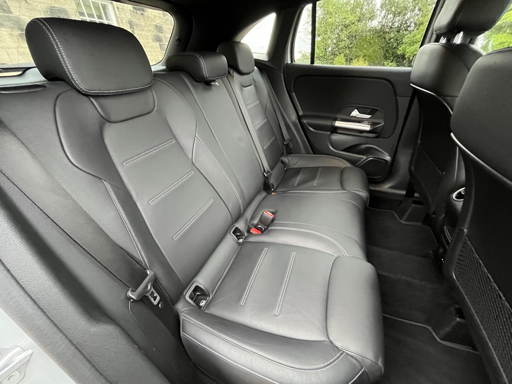 Mercedes-Benz GLA 2.0 GLA35 AMG SUV 5dr Petrol 8G-DCT 4MATIC Euro 6 (s/s) (306 ps)
