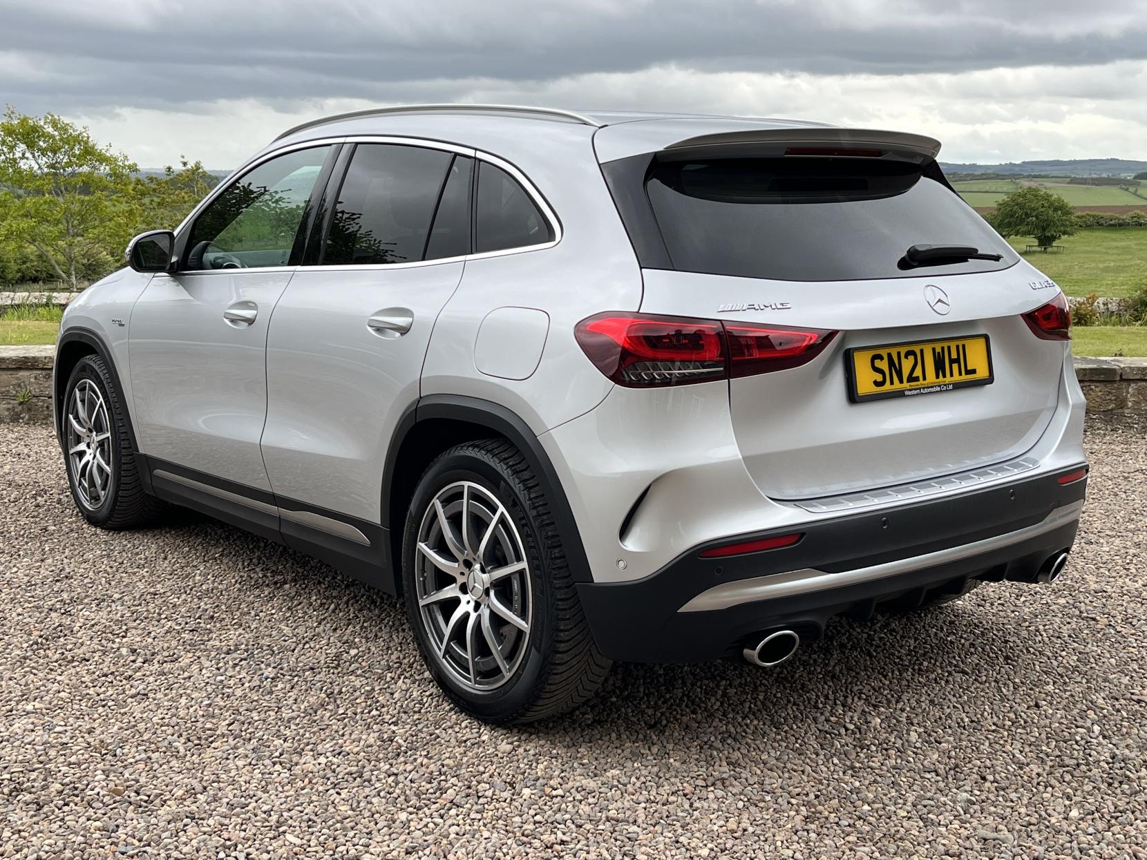 Mercedes-Benz GLA 2.0 GLA35 AMG SUV 5dr Petrol 8G-DCT 4MATIC Euro 6 (s/s) (306 ps)