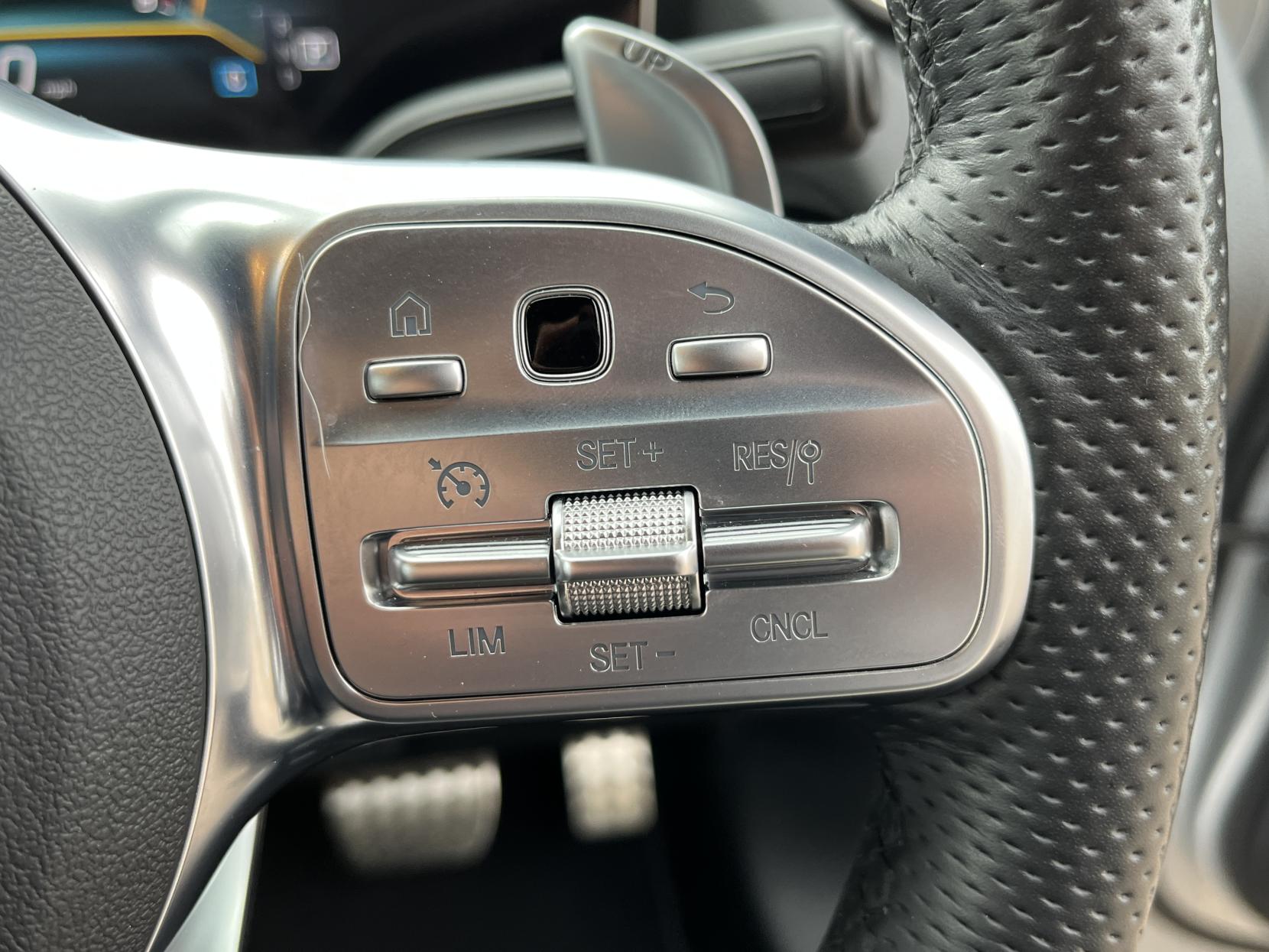 Mercedes-Benz GLA 2.0 GLA35 AMG SUV 5dr Petrol 8G-DCT 4MATIC Euro 6 (s/s) (306 ps)