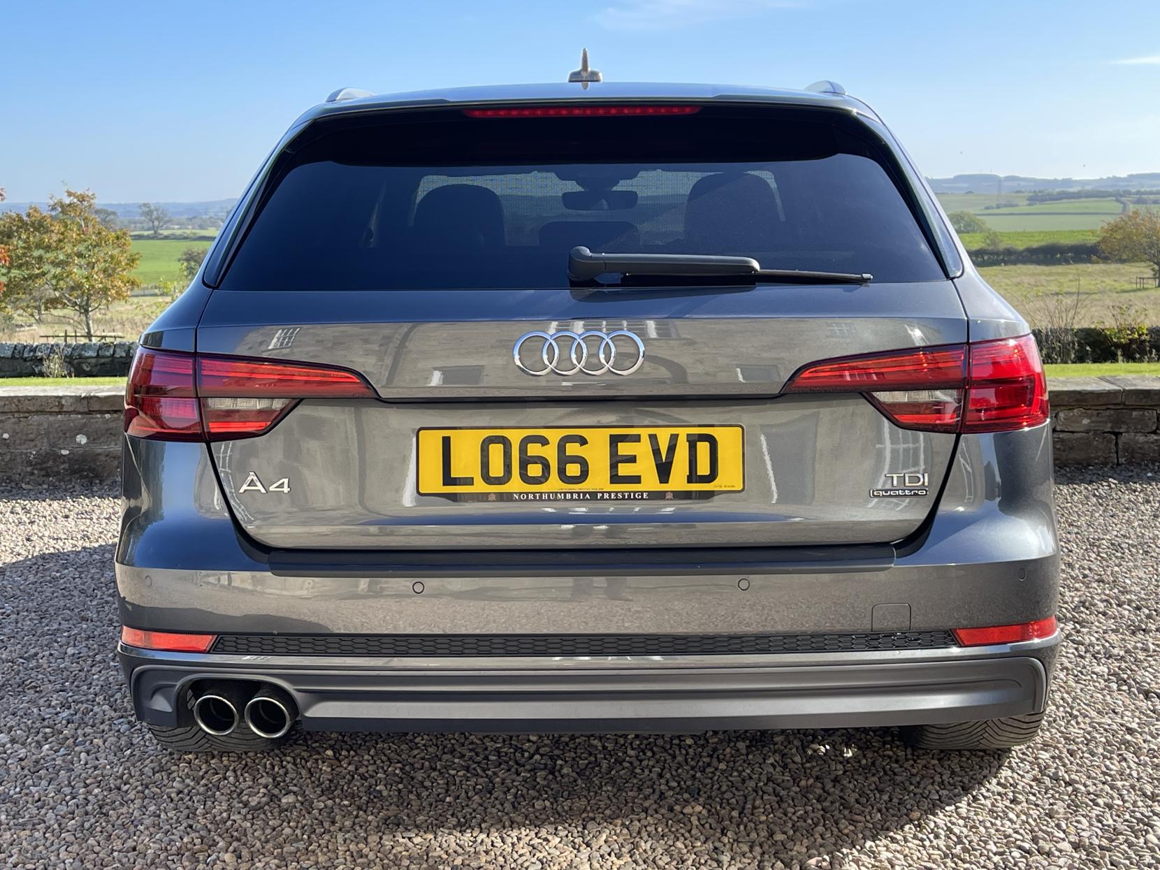 Audi A4 Avant 2.0 TDI S line Estate 5dr Diesel S Tronic quattro Euro 6 (s/s) (190 ps)