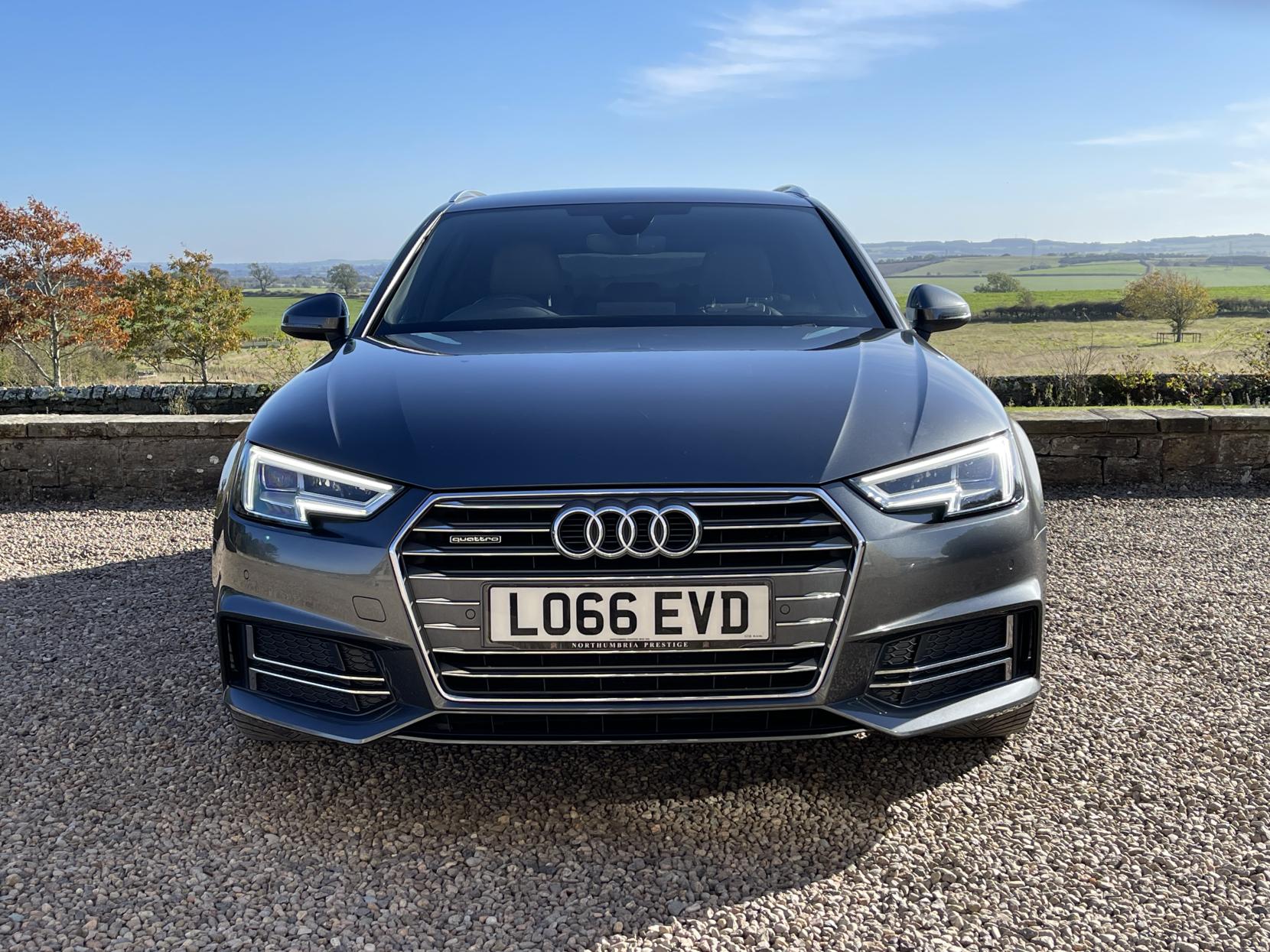 Audi A4 Avant 2.0 TDI S line Estate 5dr Diesel S Tronic quattro Euro 6 (s/s) (190 ps)