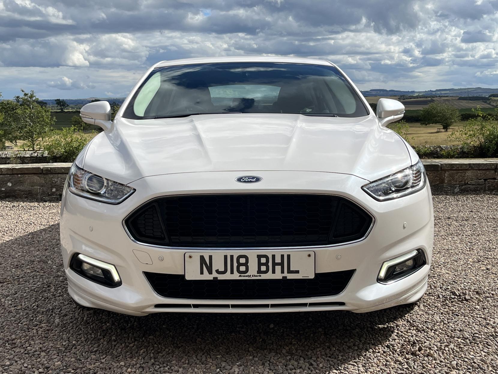 Ford Mondeo 2.0 TDCi ST-Line Hatchback 5dr Diesel Manual Euro 6 (s/s) (150 ps)