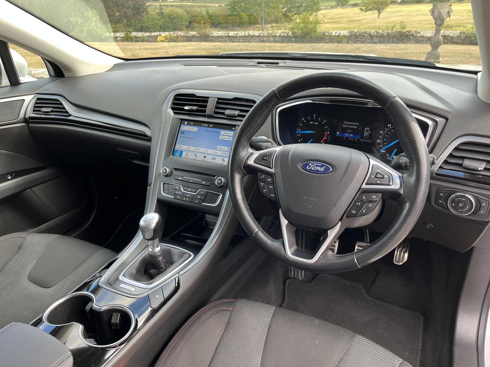 Ford Mondeo 2.0 TDCi ST-Line Hatchback 5dr Diesel Manual Euro 6 (s/s) (150 ps)