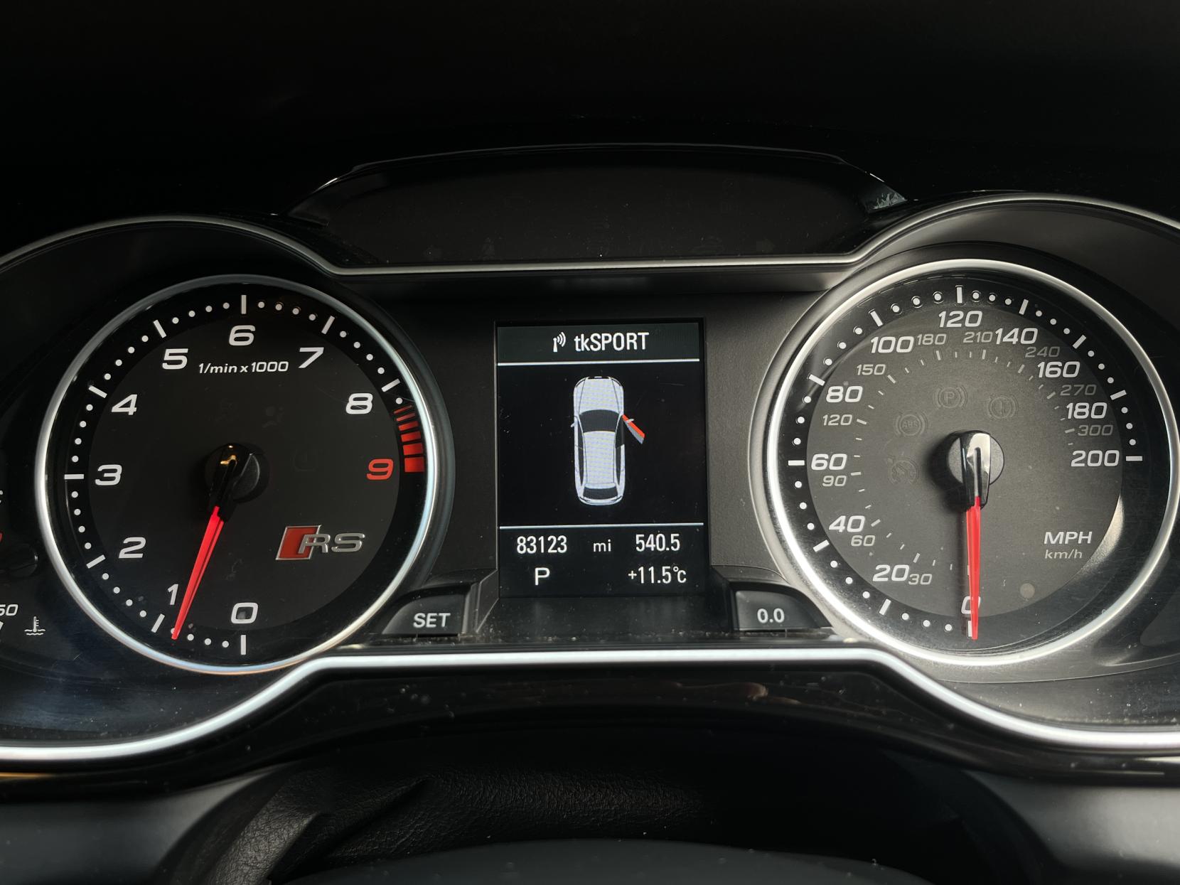 Audi RS4 Avant 4.2 FSI V8 Estate 5dr Petrol S Tronic quattro Euro 5 (450 ps)