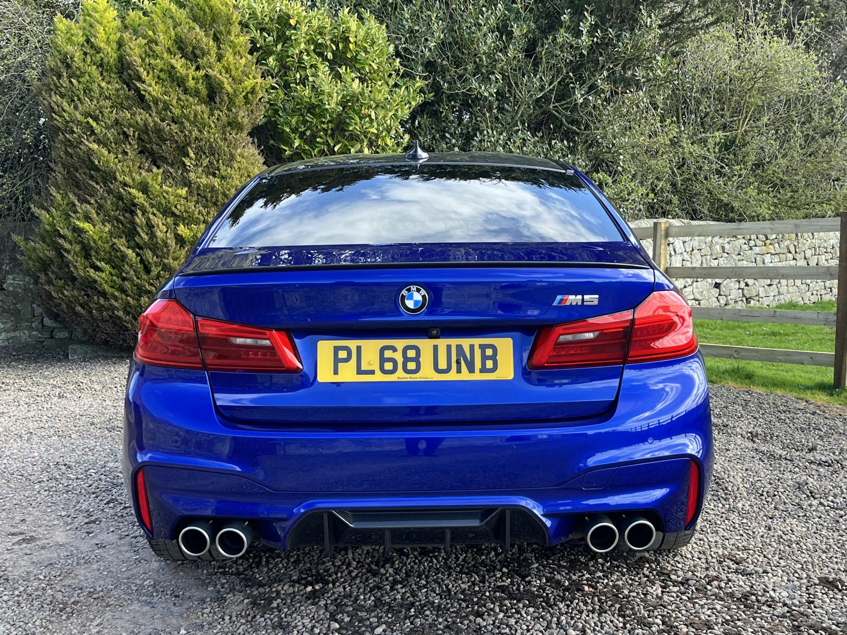 BMW M5 4.4 V8 GPF Saloon 4dr Petrol Steptronic xDrive Euro 6 (s/s) (600 ps)