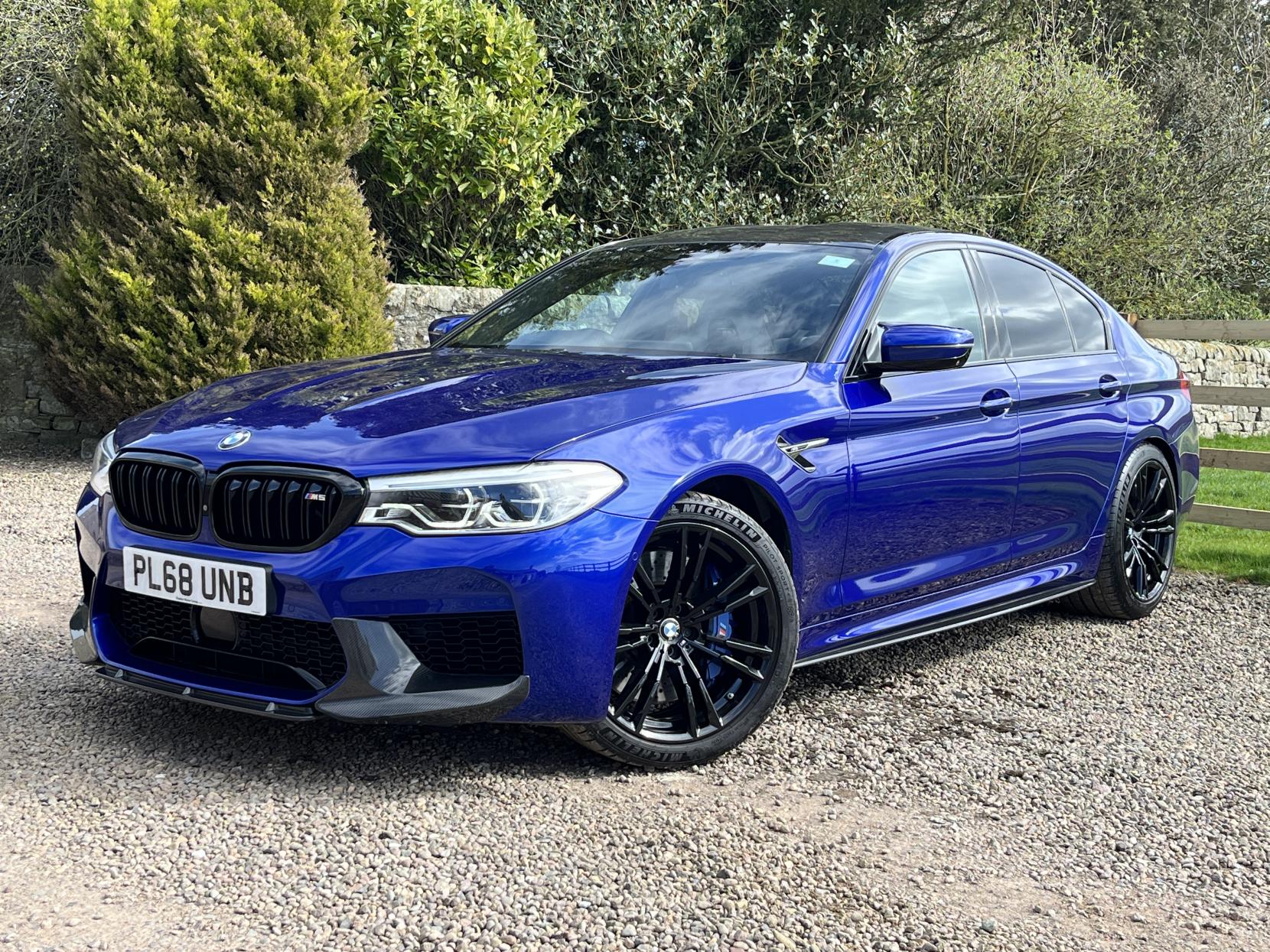 BMW M5 4.4 V8 GPF Saloon 4dr Petrol Steptronic xDrive Euro 6 (s/s) (600 ps)